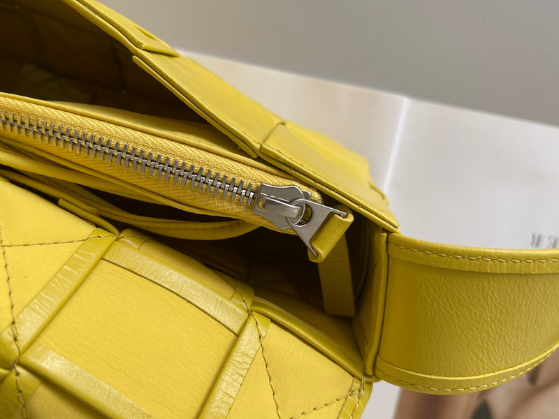 Luxurious Totes - Latest - 7004