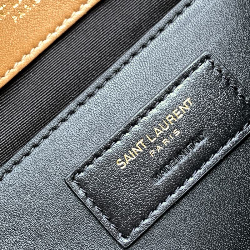 Luxurious Totes - Latest - 8082