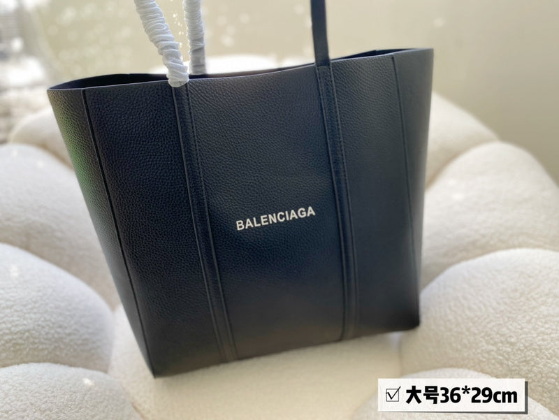 Luxurious Totes - BGA2 Bags - 003