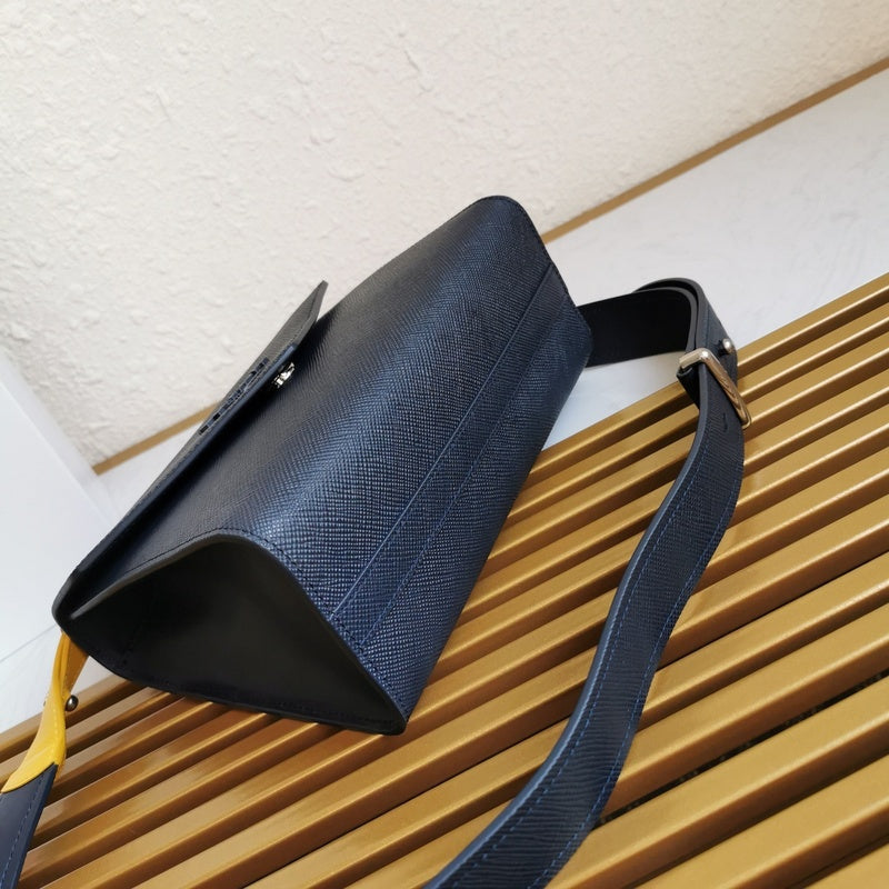 PDA - Luxurious Totes - 029