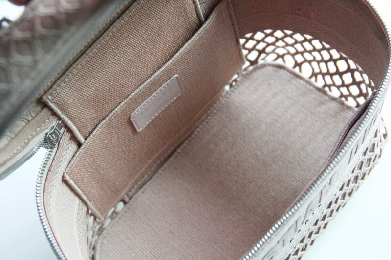 Luxurious Totes - Latest - 6535