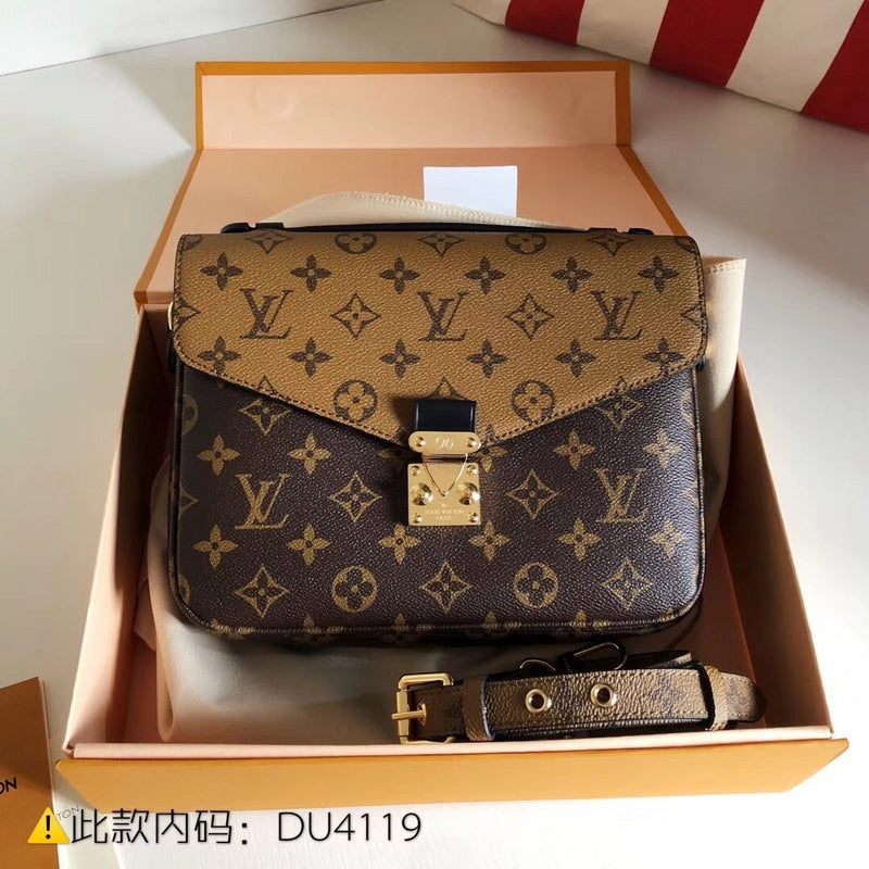 Luxurious Totes - Latest - 2405