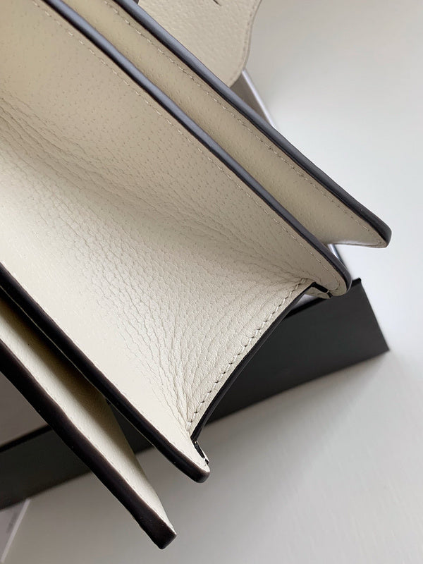 Luxurious Totes - Latest - 10023