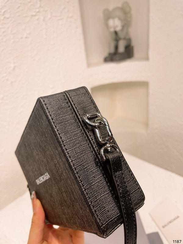Luxurious Totes - BGA2 Bags - 183