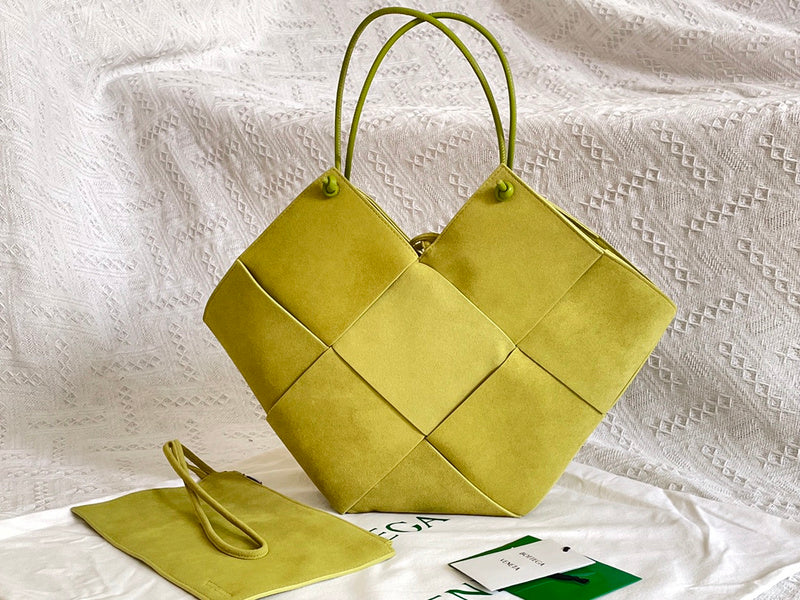 Luxurious-Totes - BV Bags - 2935