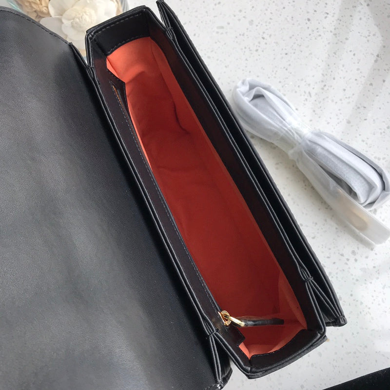 Luxurious Totes - Latest - 7750