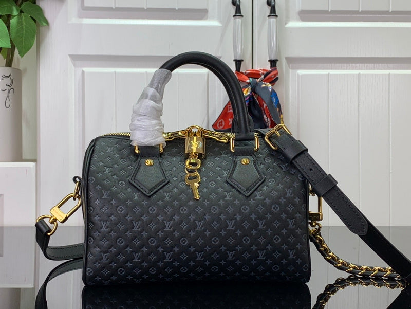 LOV - Luxurious Totes - 489