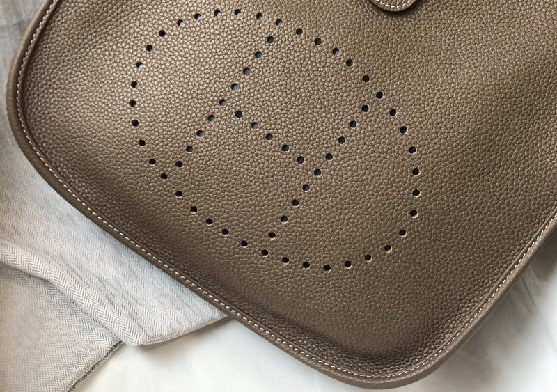 Luxurious Totes - Latest - 6823