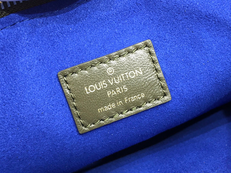 LOV - Luxurious Totes - 2483