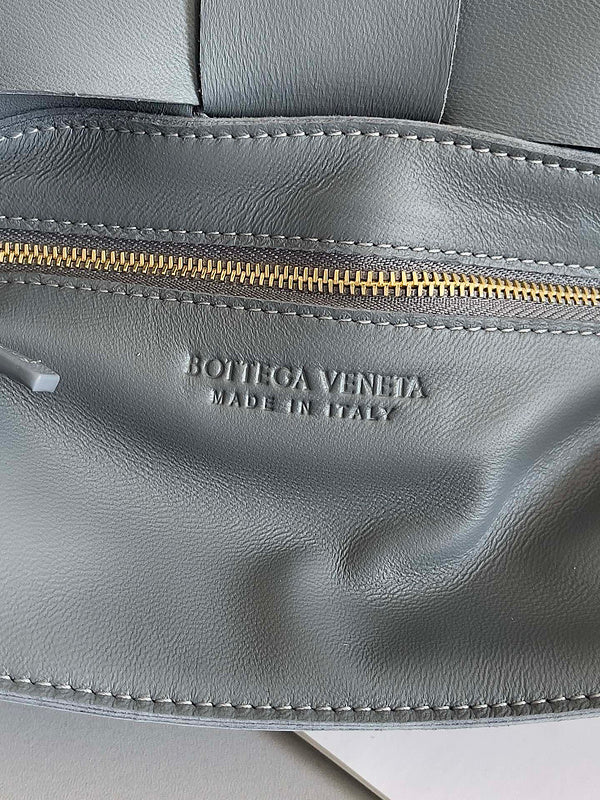 Luxurious Totes - Latest - 6958