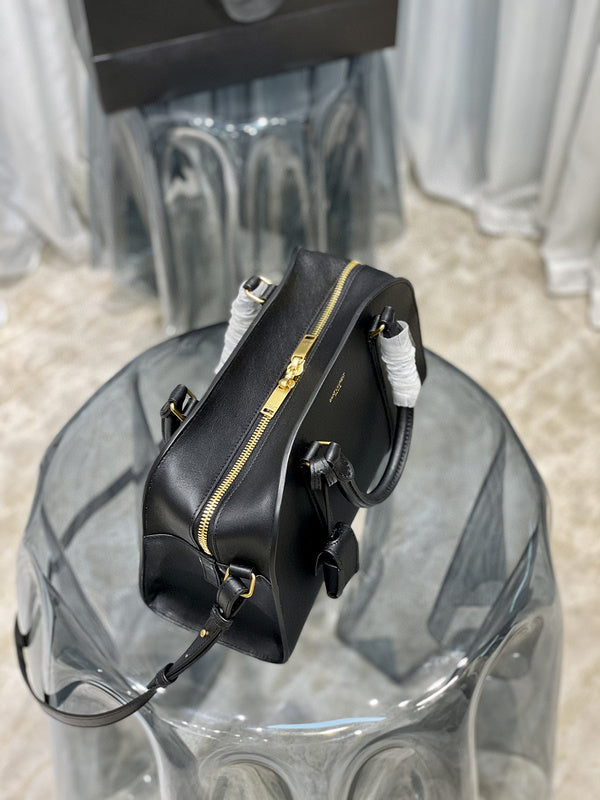 Luxurious Totes - Latest - 8943