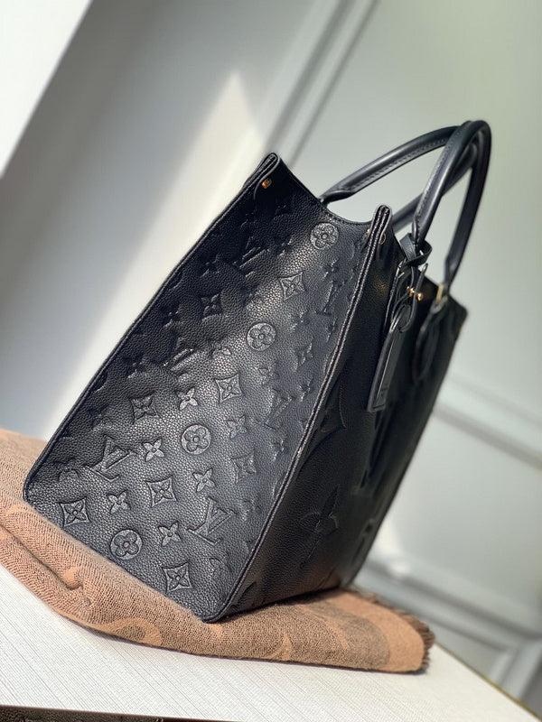 LOV - Luxurious Totes - 2631