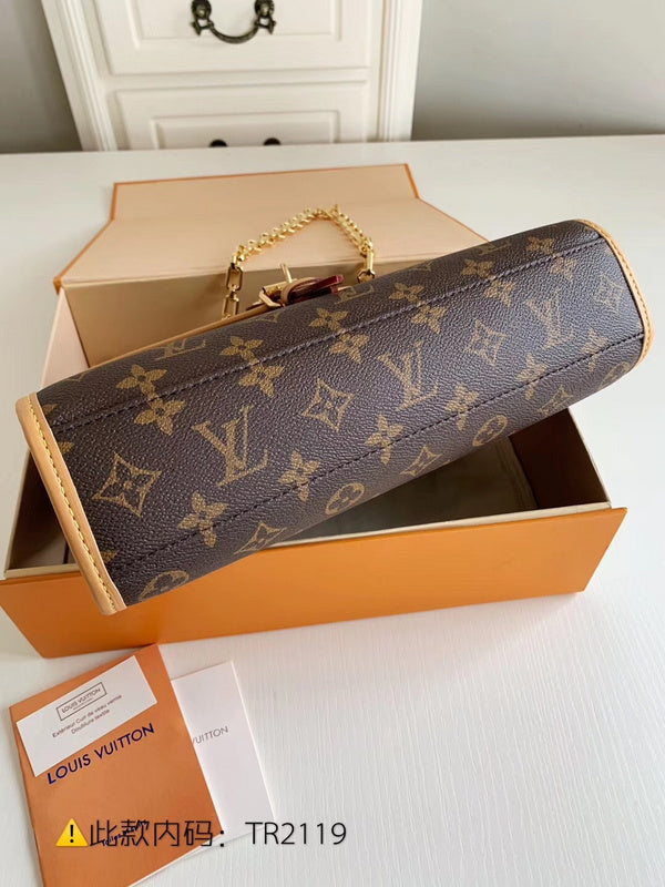 Luxurious Totes - Latest - 2424