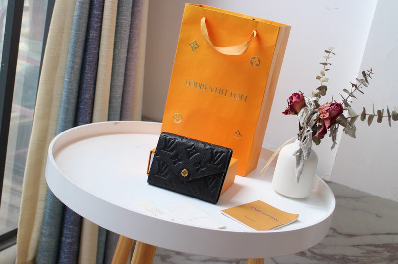 Luxurious Totes - Latest - 841