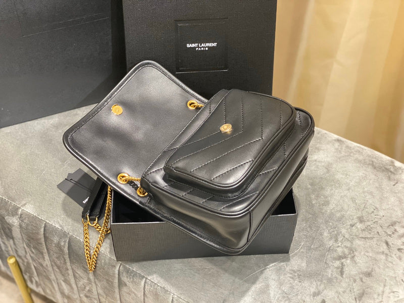 Luxurious Totes - Latest - 8287