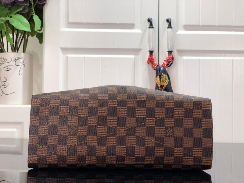 LOV - Luxurious Totes - 781