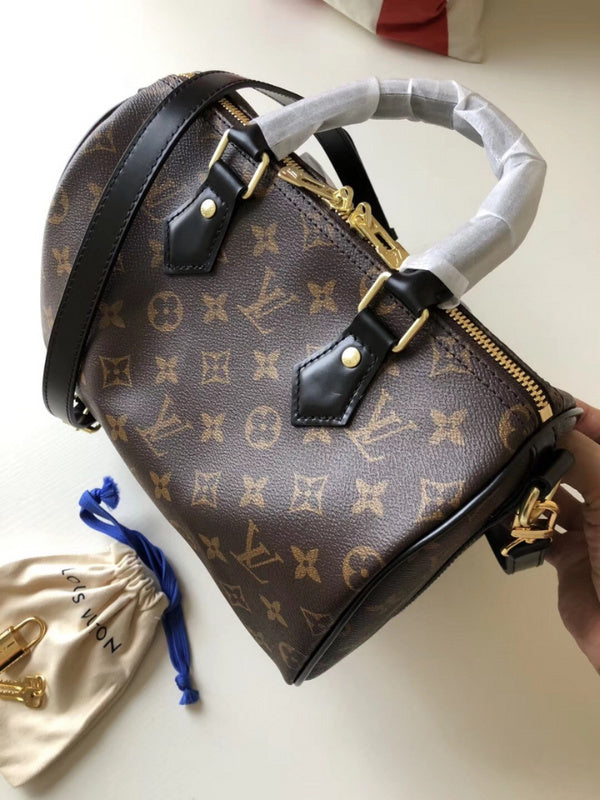Luxurious Totes - Latest - 9697
