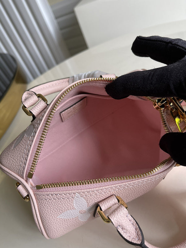 LOV - Luxurious Totes - 2060