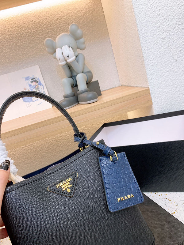 Luxurious Totes - PDA3 Bags - 108
