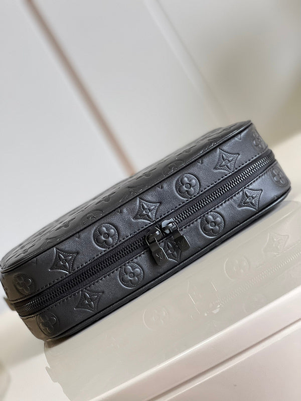 LOV - Luxurious Totes - 1084