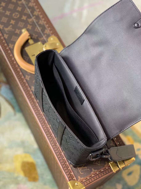LOV - Luxurious Totes - 2125
