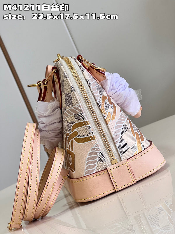 LOV - Luxurious Totes - 343