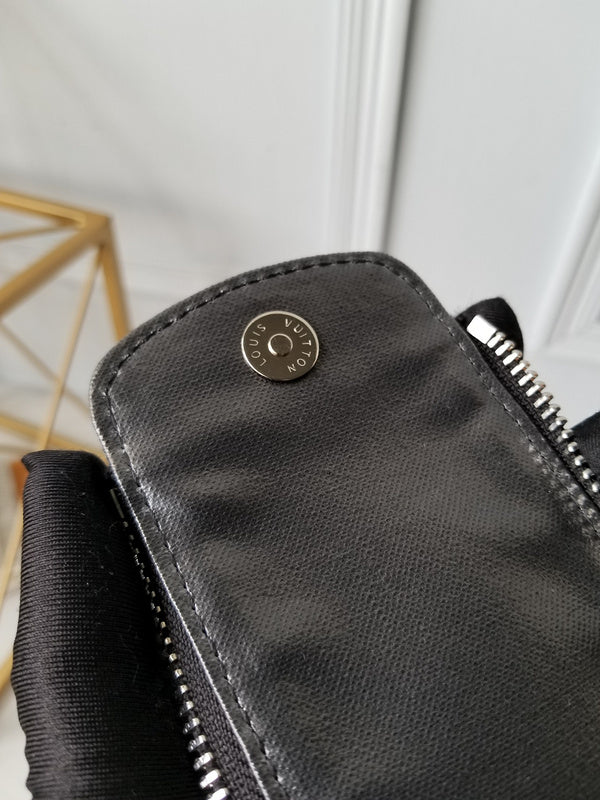 LOV - Luxurious Totes - 2332