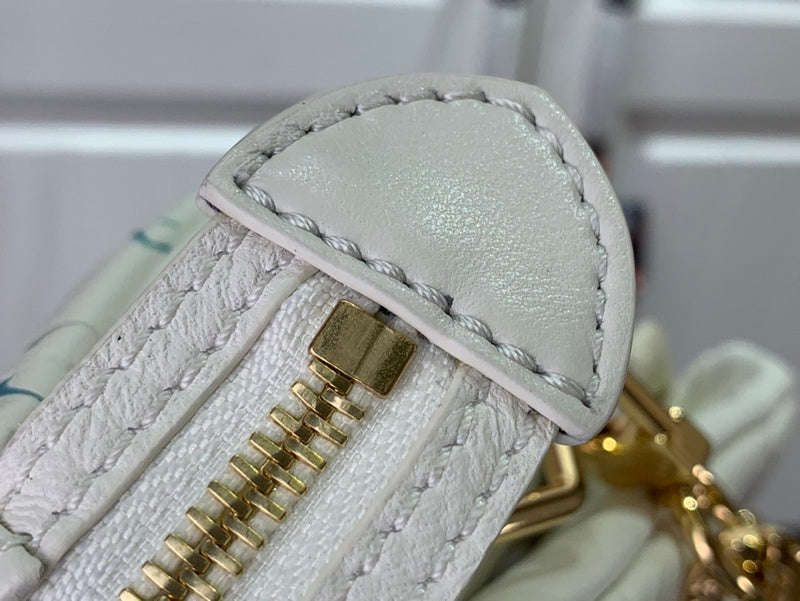 LOV - Luxurious Totes - 1226
