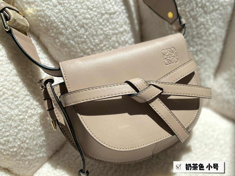 Luxurious Totes - LW-CH Bags - 022