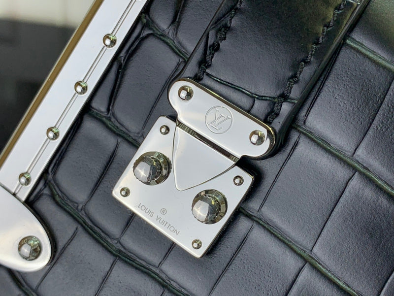 LOV - Luxurious Totes - 075