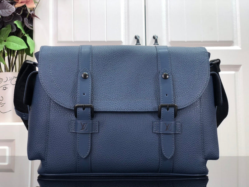 LOV - Luxurious Totes - 2339