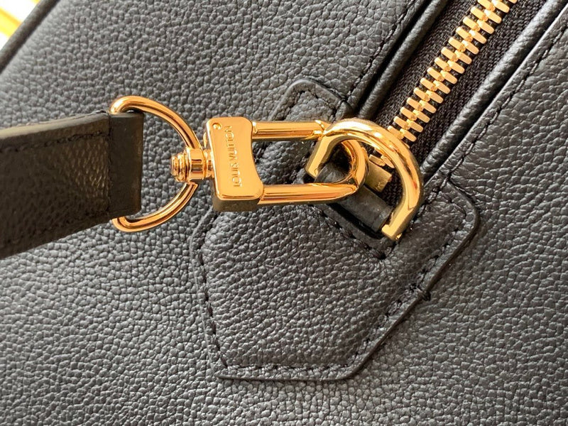 LOV - Luxurious Totes - 071
