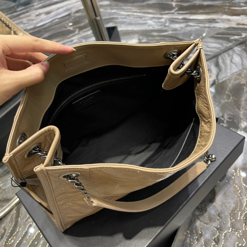 Luxurious Totes - Latest - 8253