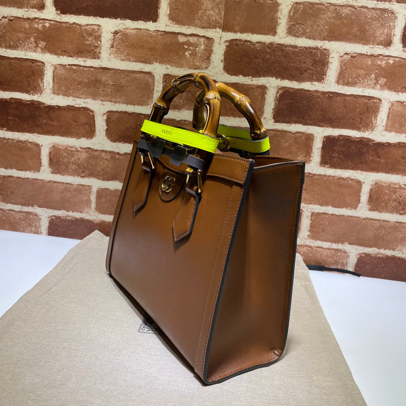 GUI - Luxurious Totes - 401
