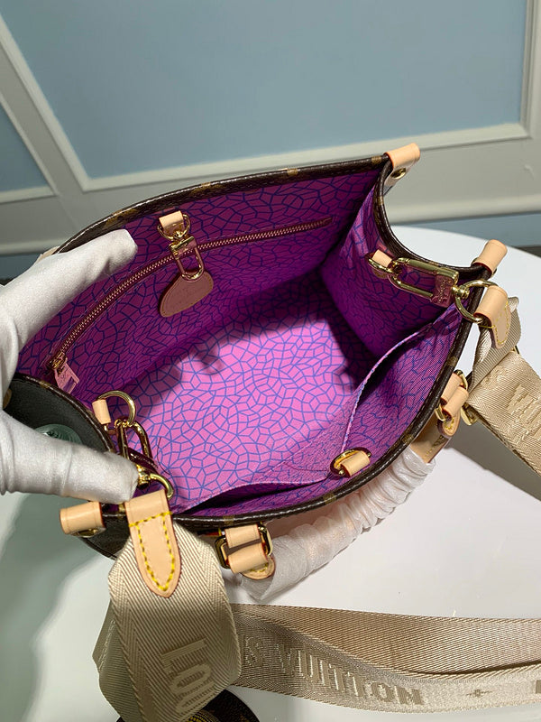 LOV - Luxurious Totes - 480