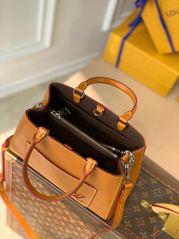 LOV - Luxurious Totes - 1598