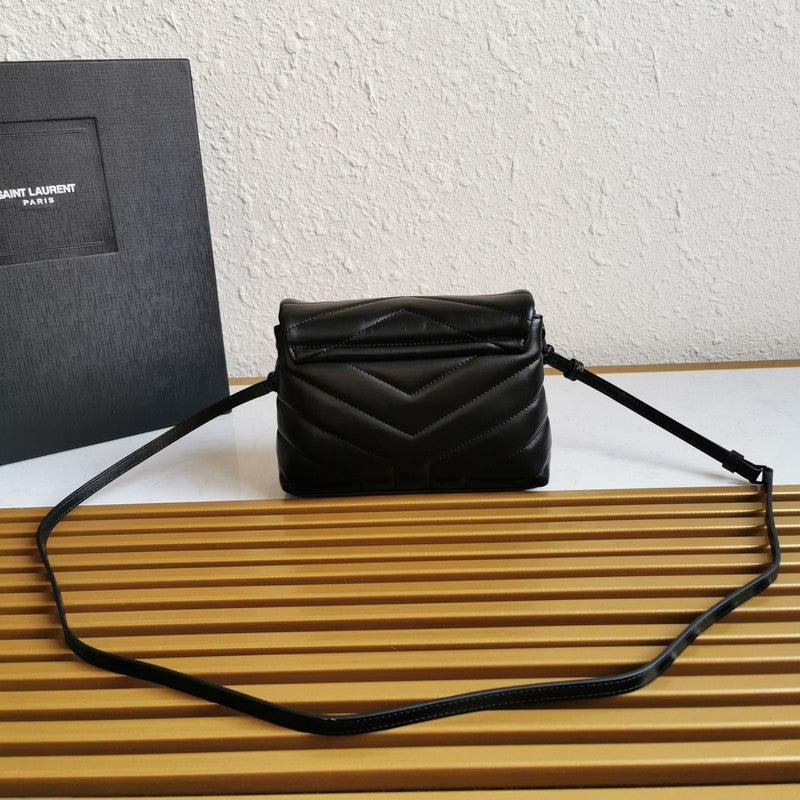 Luxurious Totes - Latest - 9304