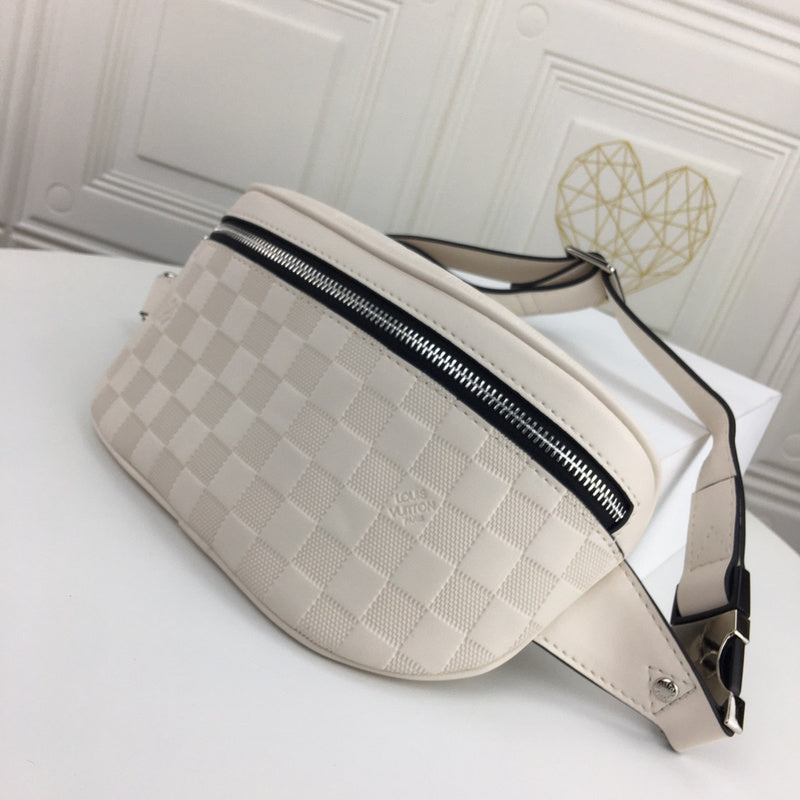 LOV - Luxurious Totes - 2366