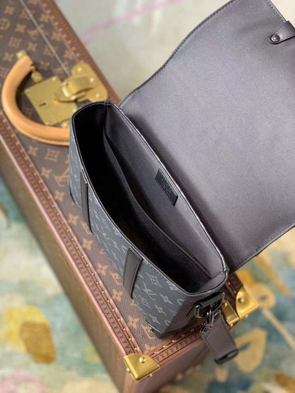 LOV - Luxurious Totes - 2127