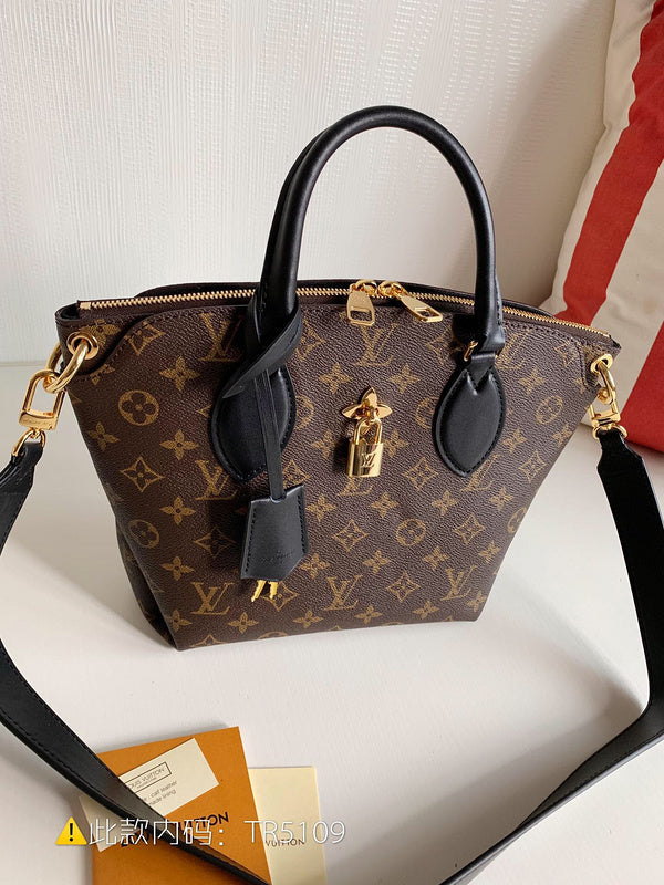 Luxurious Totes - Latest - 2362
