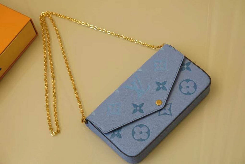 LOV - Luxurious Totes - 2463