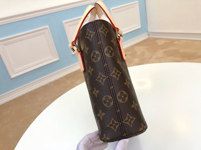 LOV - Luxurious Totes - 1943
