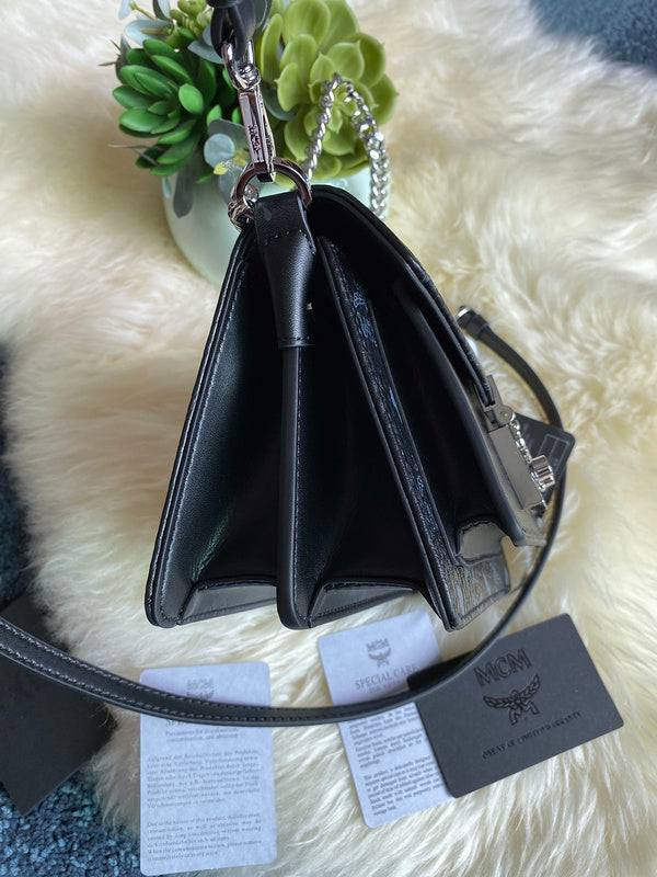 Luxurious Totes - Latest - 7900