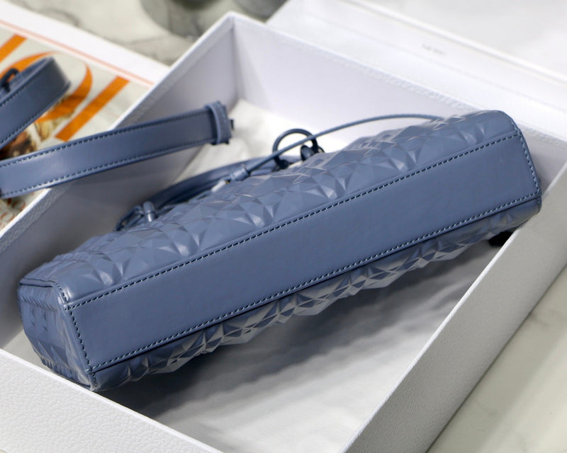 Luxurious Totes - Latest - 6441