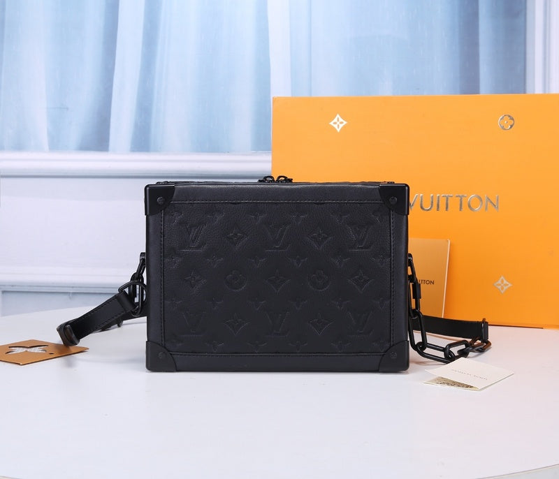 LOV - Luxurious Totes - 2611