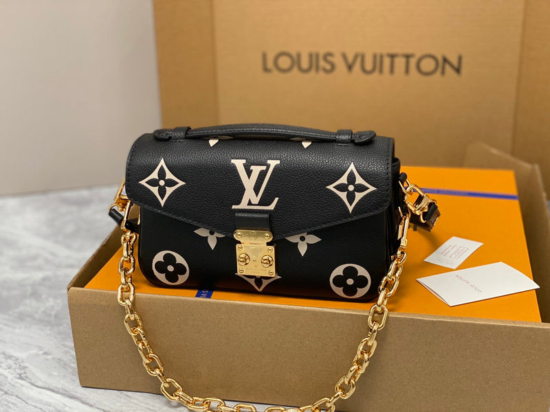 LOV - Luxurious Totes - 042