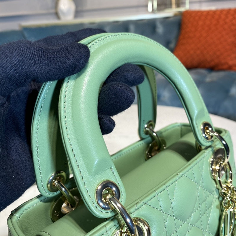 Luxurious Totes - Latest - 6319