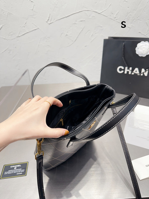 Luxurious Totes - CNL3 Bags - 503