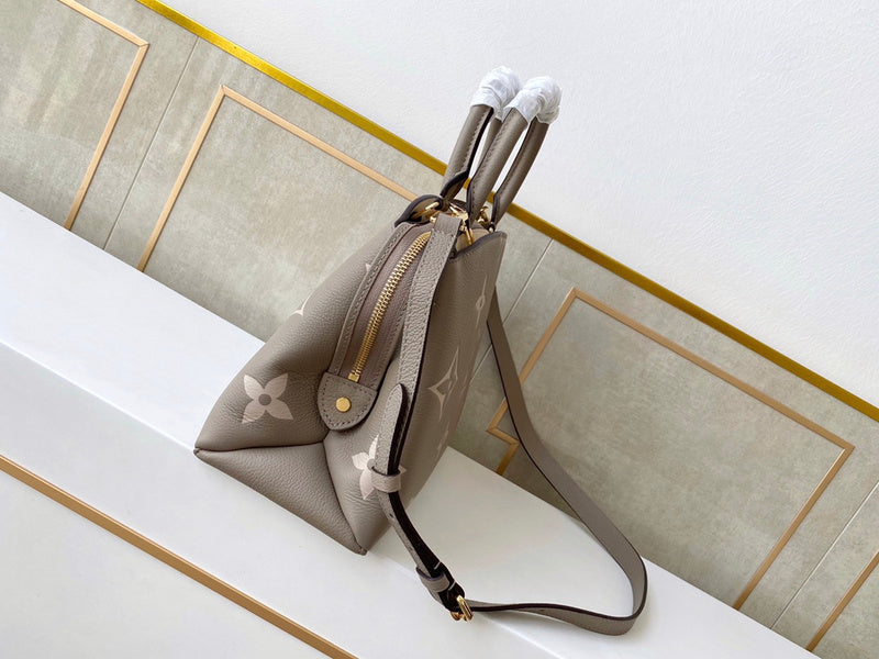 LOV - Luxurious Totes - 2260