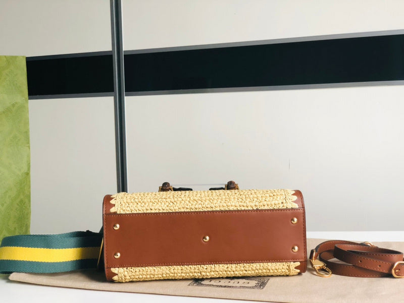 GUI - Luxurious Totes - 632